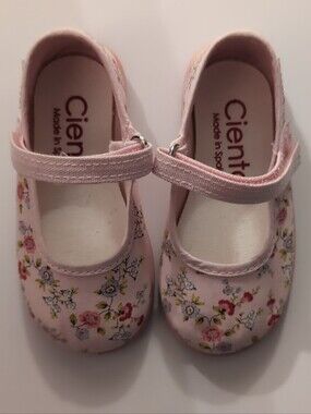 Cienta Light Pink Floral Kids Mary Jane Shoes